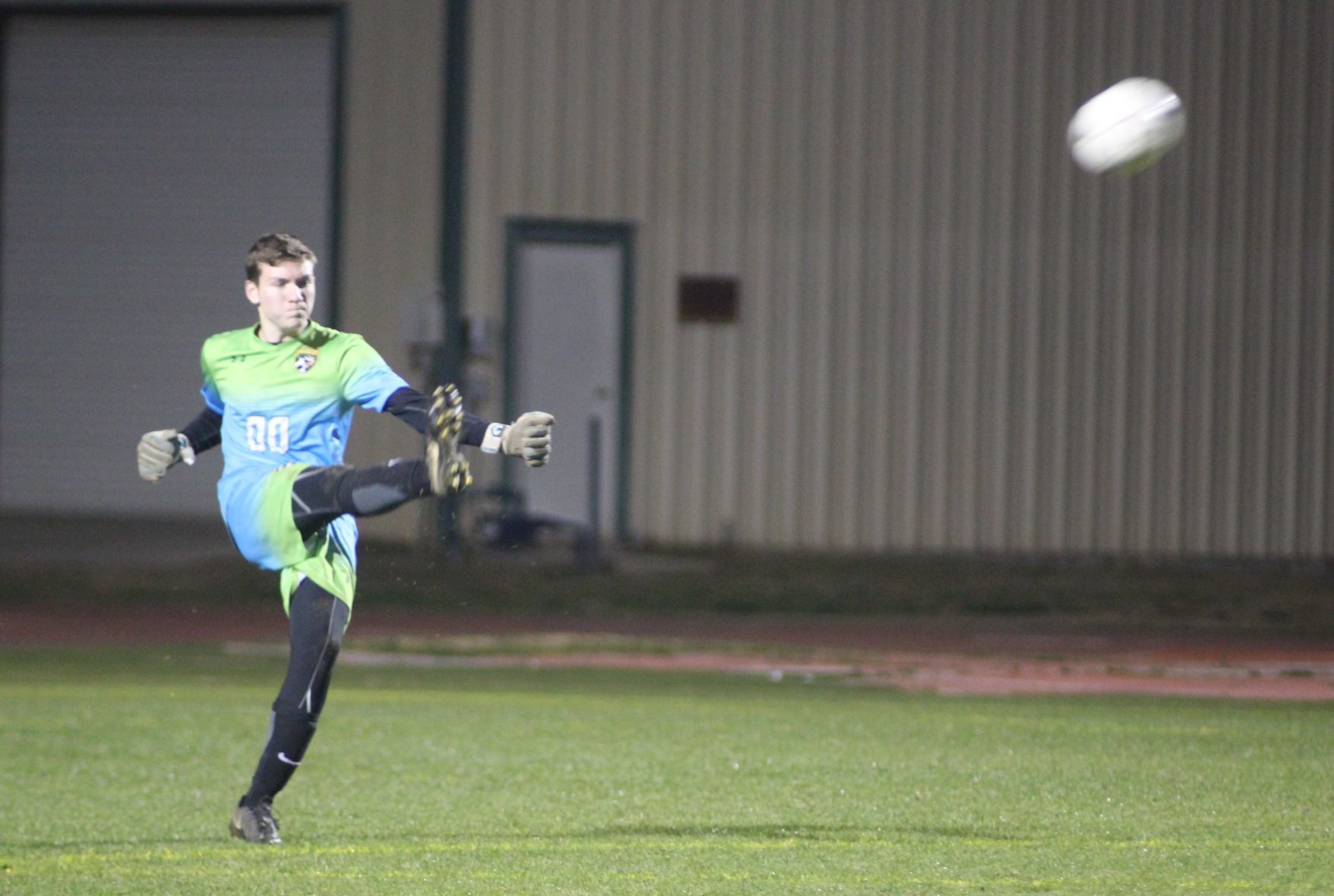 Selma tops Kingsburg